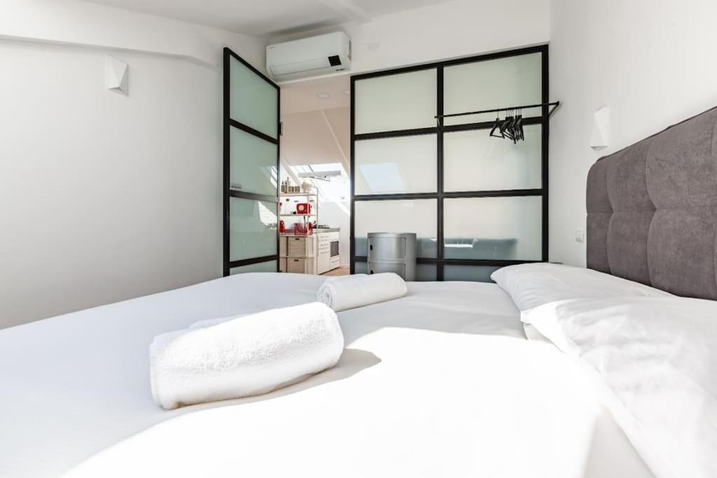 Life Modern Design 10 Mt Da M Lilla Appartement Milan